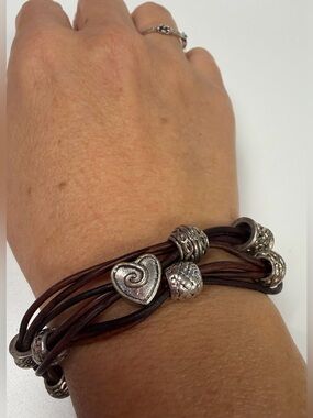 Khutsala Artisans NWT Silver Heart Multi-Strand Leather Cord Bracelet